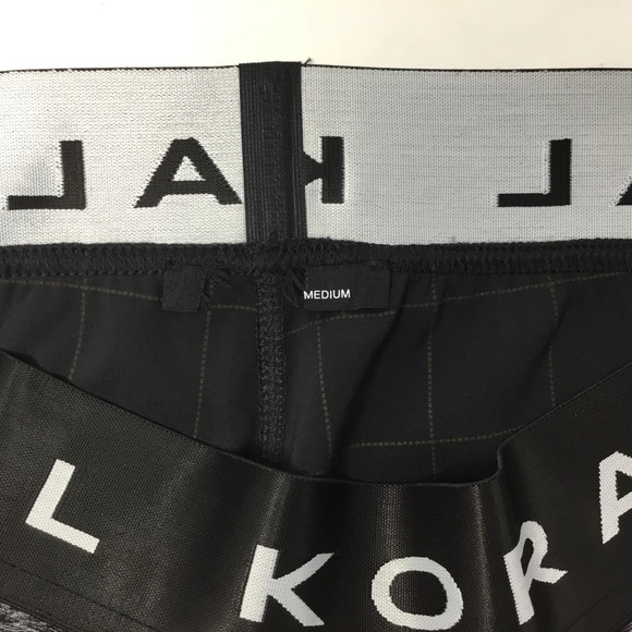 Koral Active Logo Waistband Cropped Leggings - Picture 9 of 10